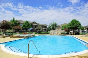 Lakes of Stone Glen Apartment Pool