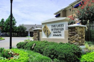 Lakes of Stone Glen Apartment Signage