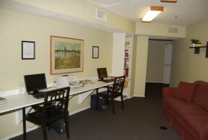 Palm House Senior Housing Apartment Business Center