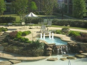 Enclave On Golden Triangle Fountain