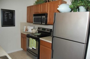 Indigo Pointe At Western Center Kitchen